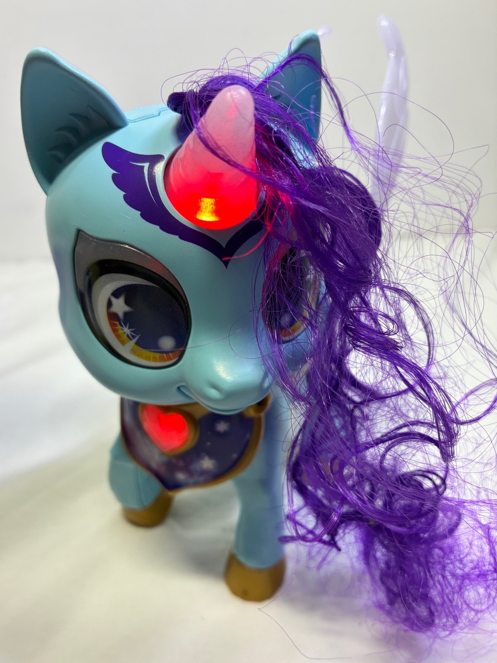 Vtech Myla's Sparkling Friends Riley Unicorn Color Changing Light Up Pegasus